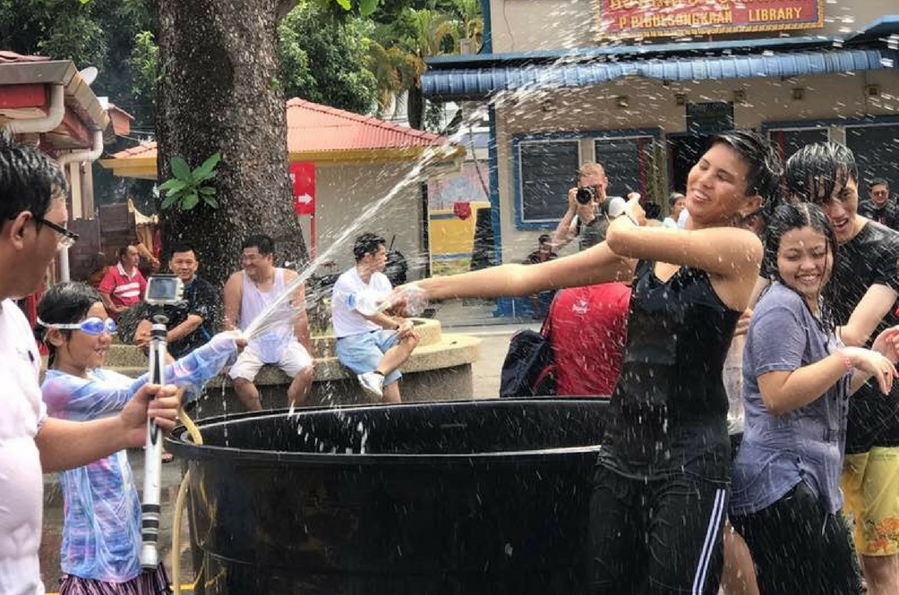 songkran.jpg