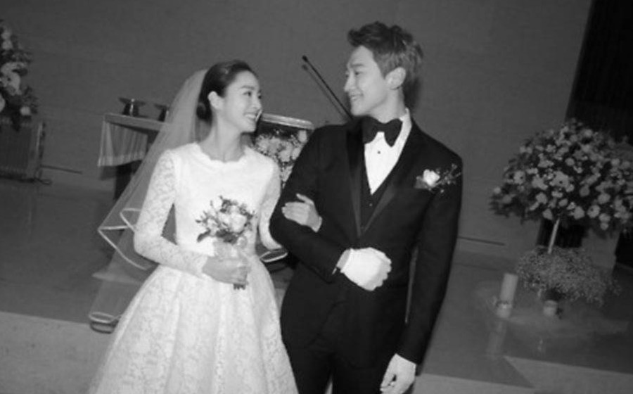 rain-kim-tae-hee-wedding.jpg