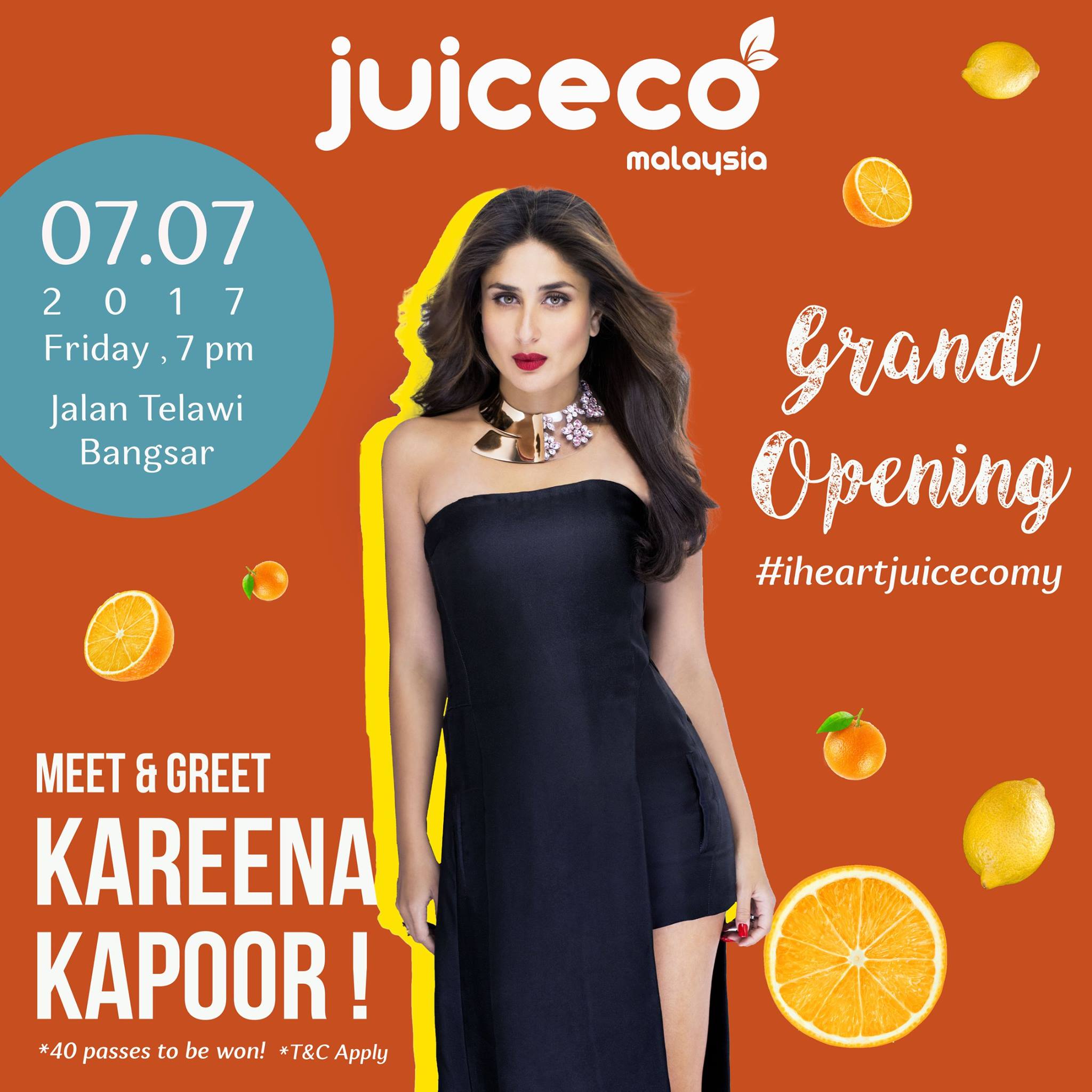 Here's your chance to drink juice with Kareena Kapoor!