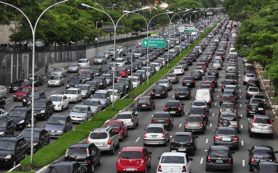 trafiicjamraya.jpg