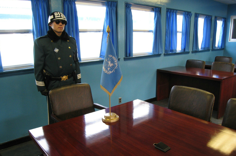 border-853784_1280-(1).jpg