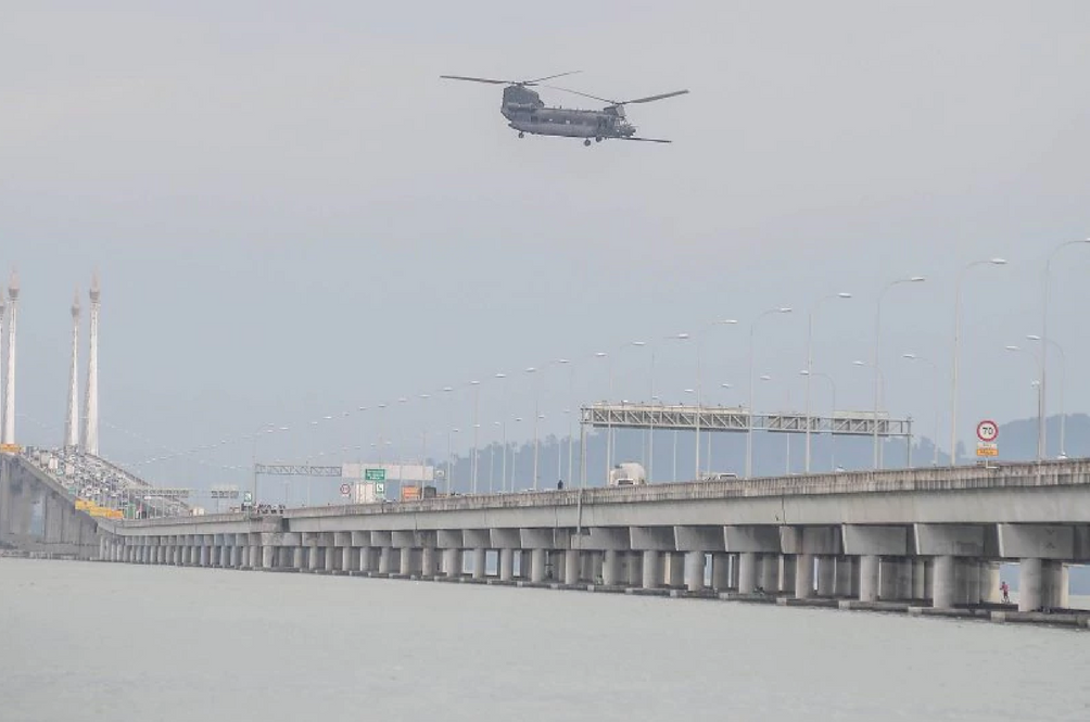 penang-chinook-helicopter.png