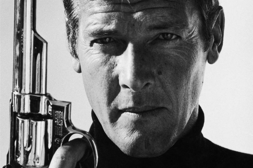 rip-roger-moore.png