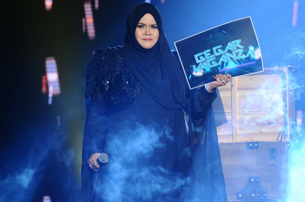 aishah-01.jpg