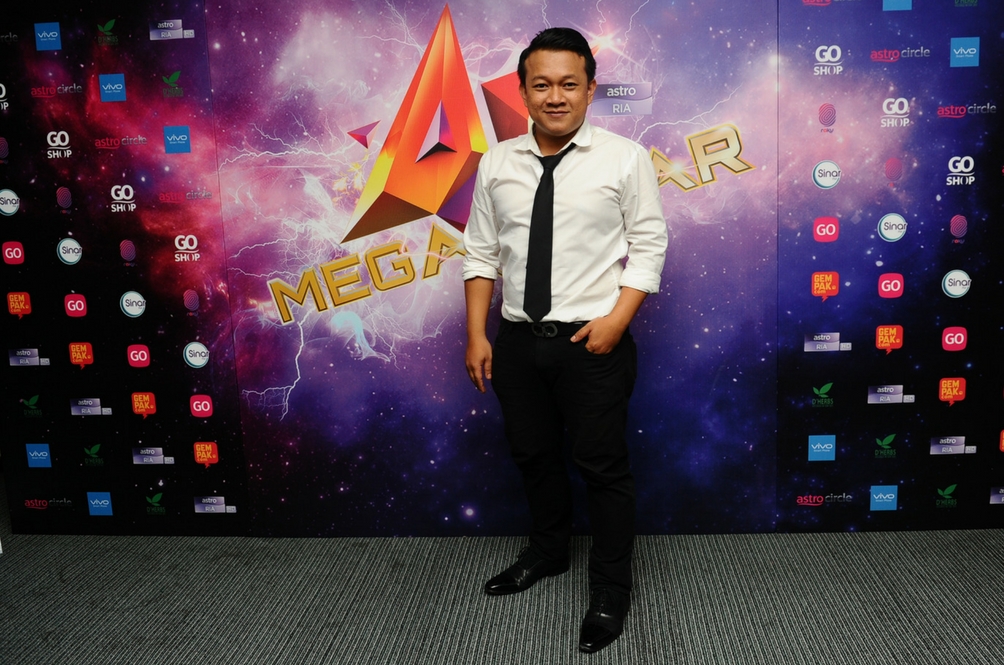 amir-jahari-01.jpg
