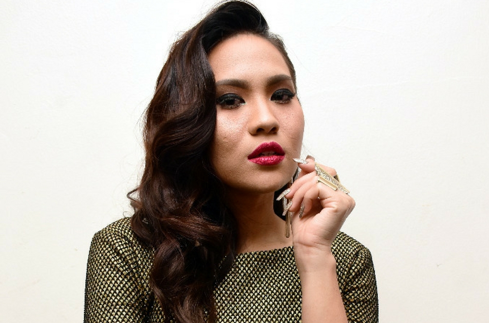 indah-ruhaila-01.jpg