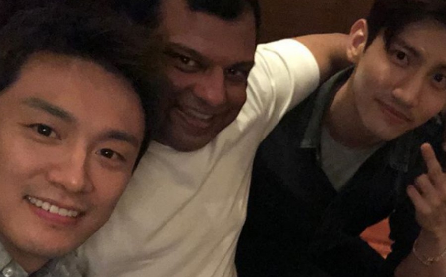 changmin-tvxq-tony-fernandes.jpg