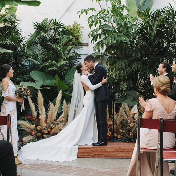 @lathoma3 Instagram Such a beautiful wedding!