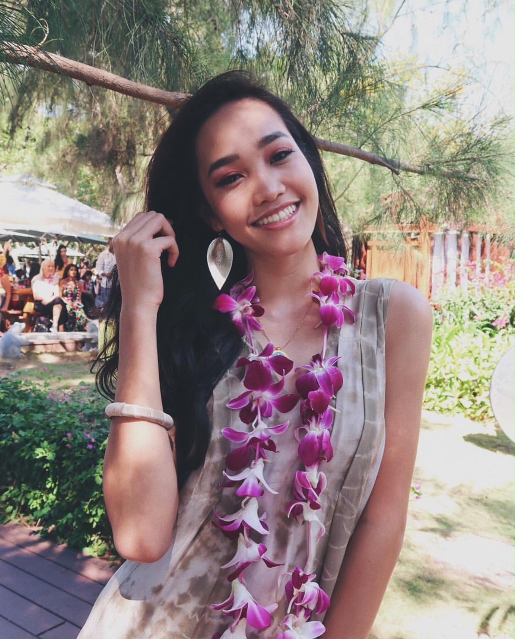 Kecantikan gadis Borneo.