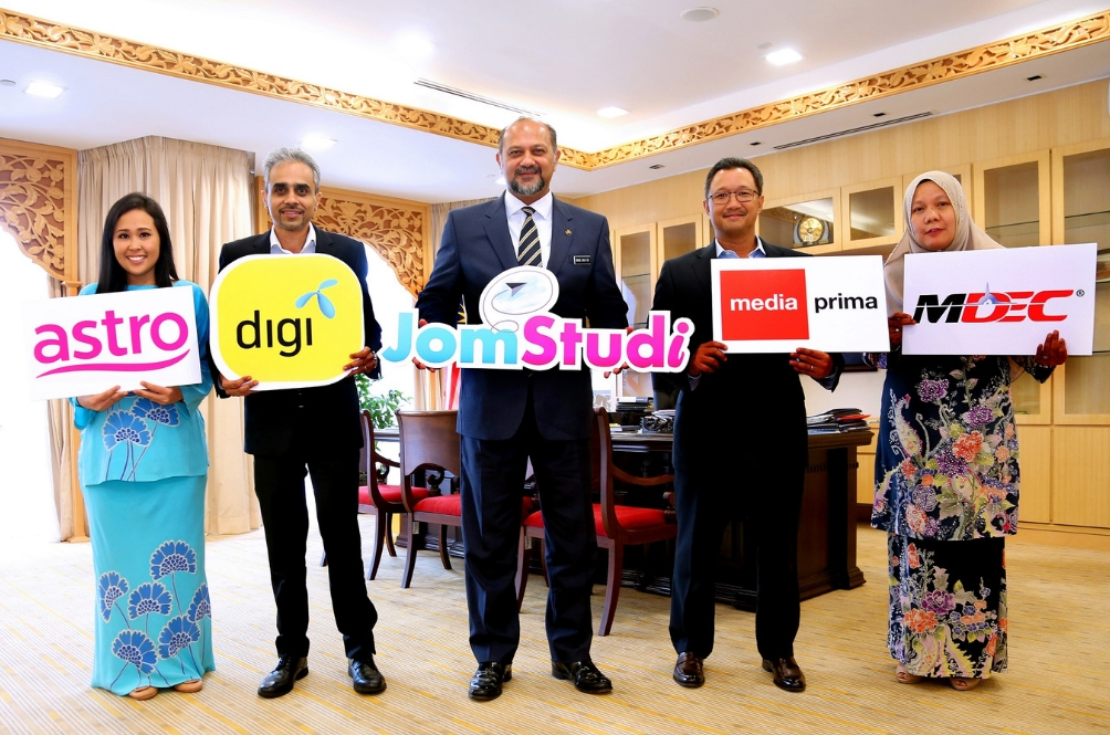 Menteri Komunikasi dan Multimedia, Gobind Singh Deo memberi sokongan penuh!