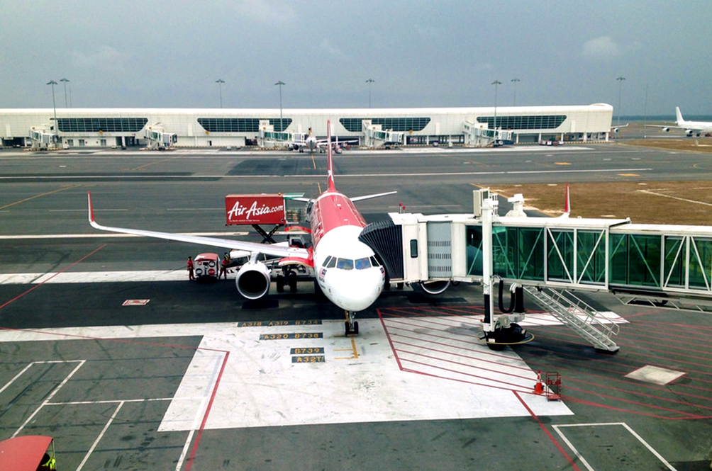 klia2_1.jpg