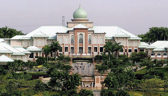 Kediaman rasmi Perdana Menteri Malaysia.