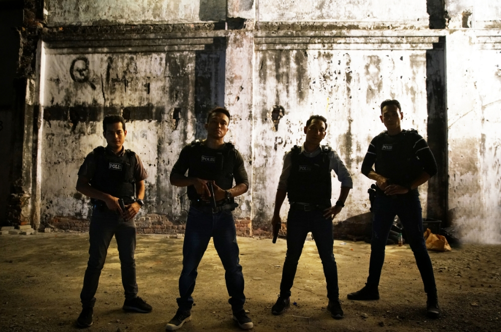 Memasuki pawagam Singapura bermula esok.