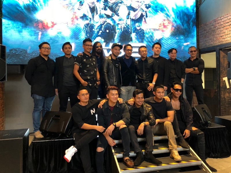 Barisan pelakon, tenaga kerja bersama Dato’ Khairul Anwar Salleh.