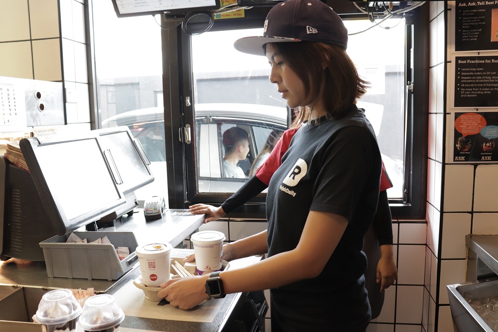 We can't imagine handling more than just drinks at this station.