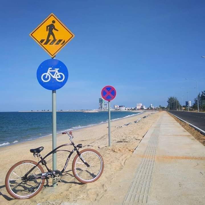 So beautiful and clean!