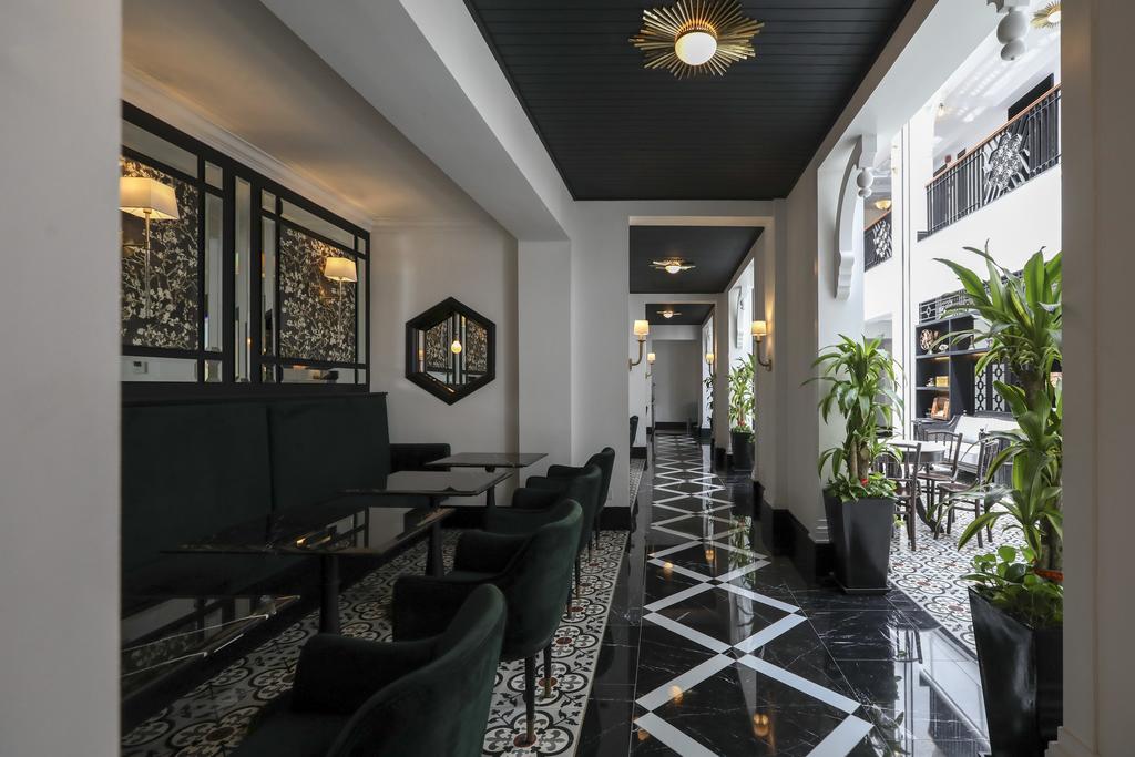 The dining area.