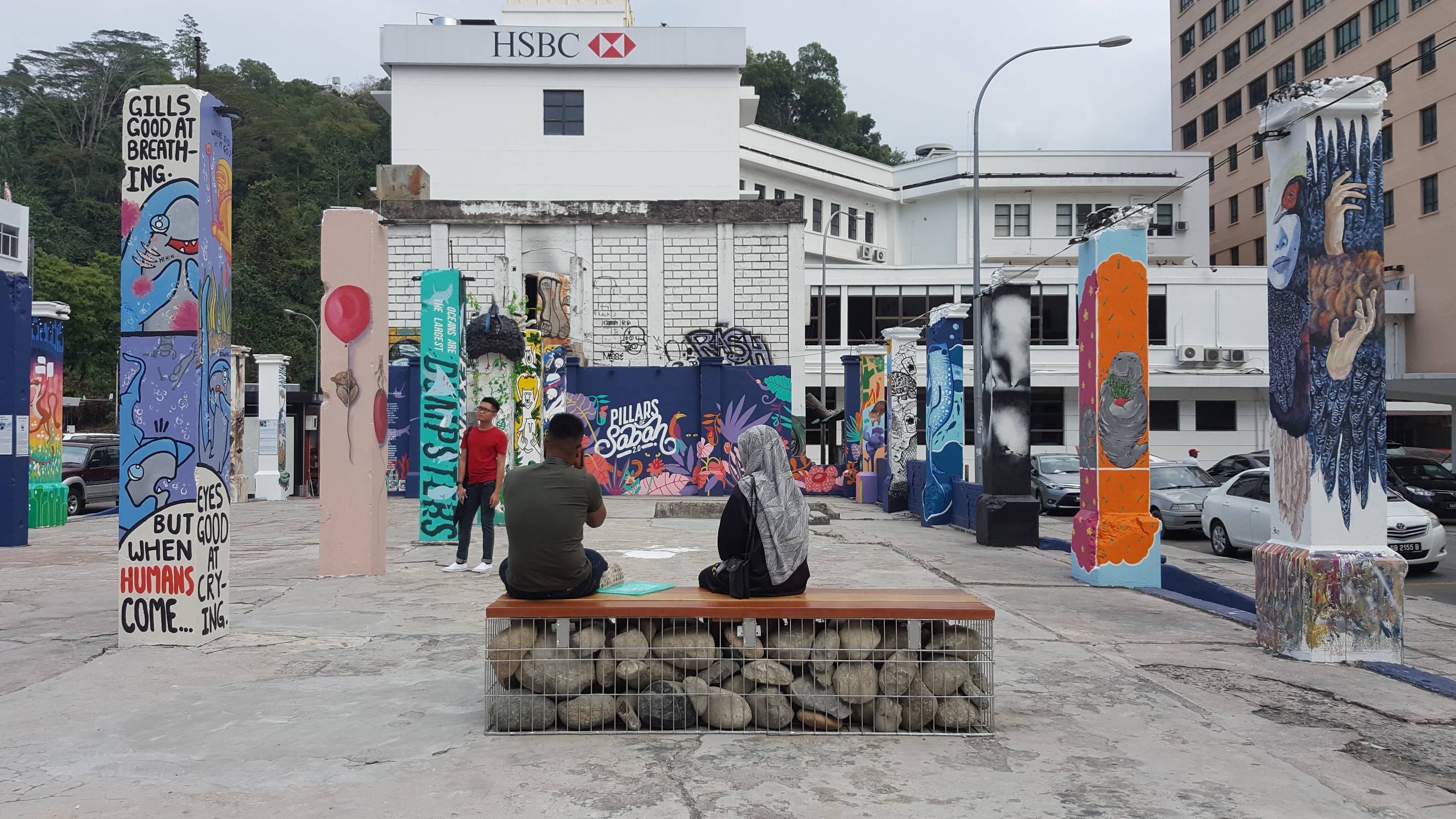 There's even a bench for you to wait your turn to take a picture