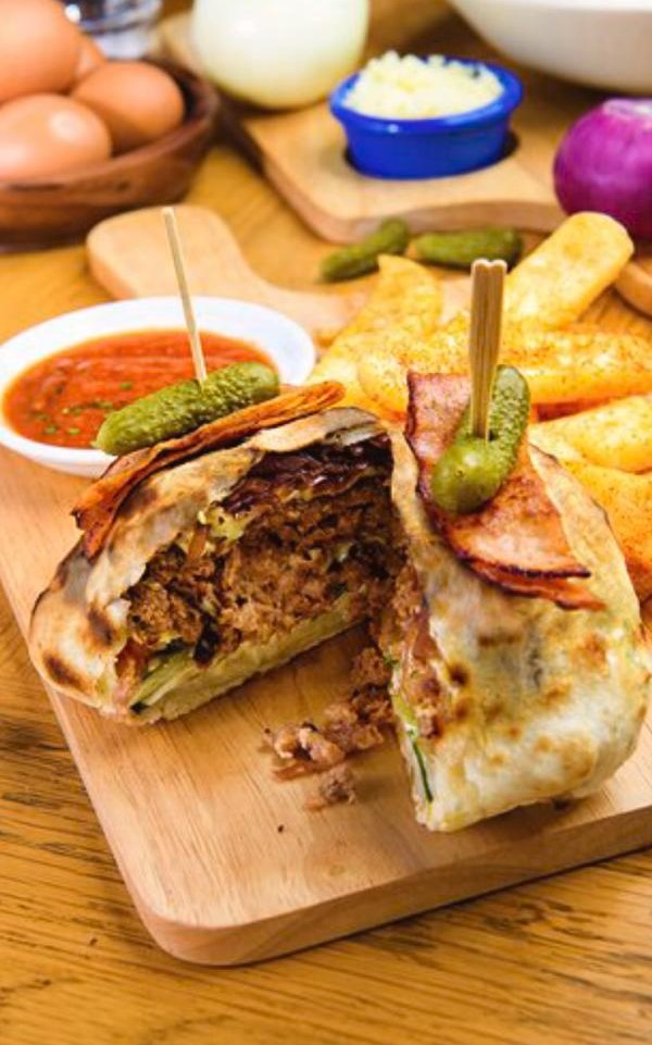 Alfresco G Trattoria The Pizza Burger.
