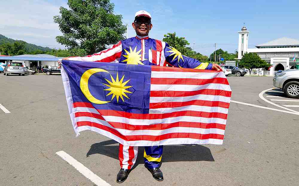Wearing his love for the country