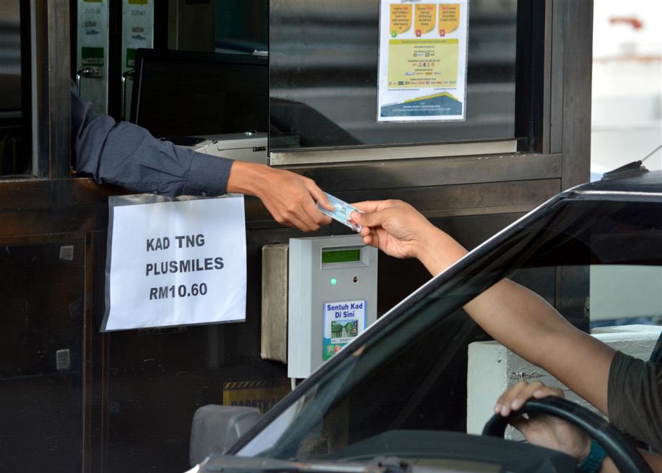 The top up lane was doing fine until they decided to reduce it *facepalm*