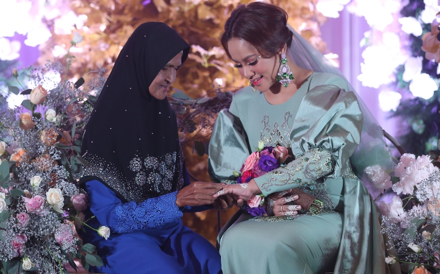 kaklina-lelaki-kelantan.jpg