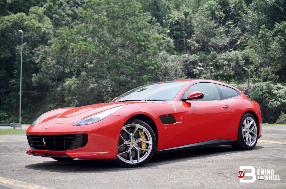 main_ferrari_gt4clusso_t.jpg