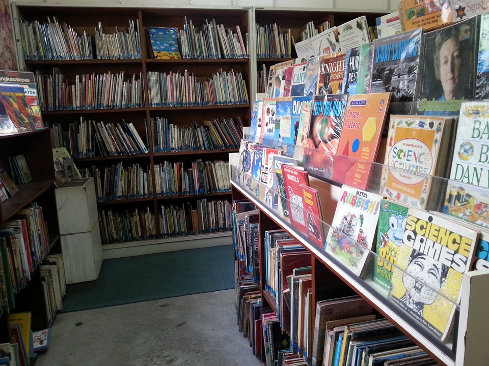 Looks like a bookstore, but it's actually a public library!