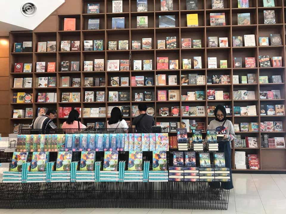 This shelf is higher than you think.