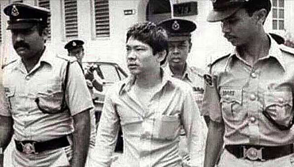 Free Malaysia Today Busting Botak Chin.