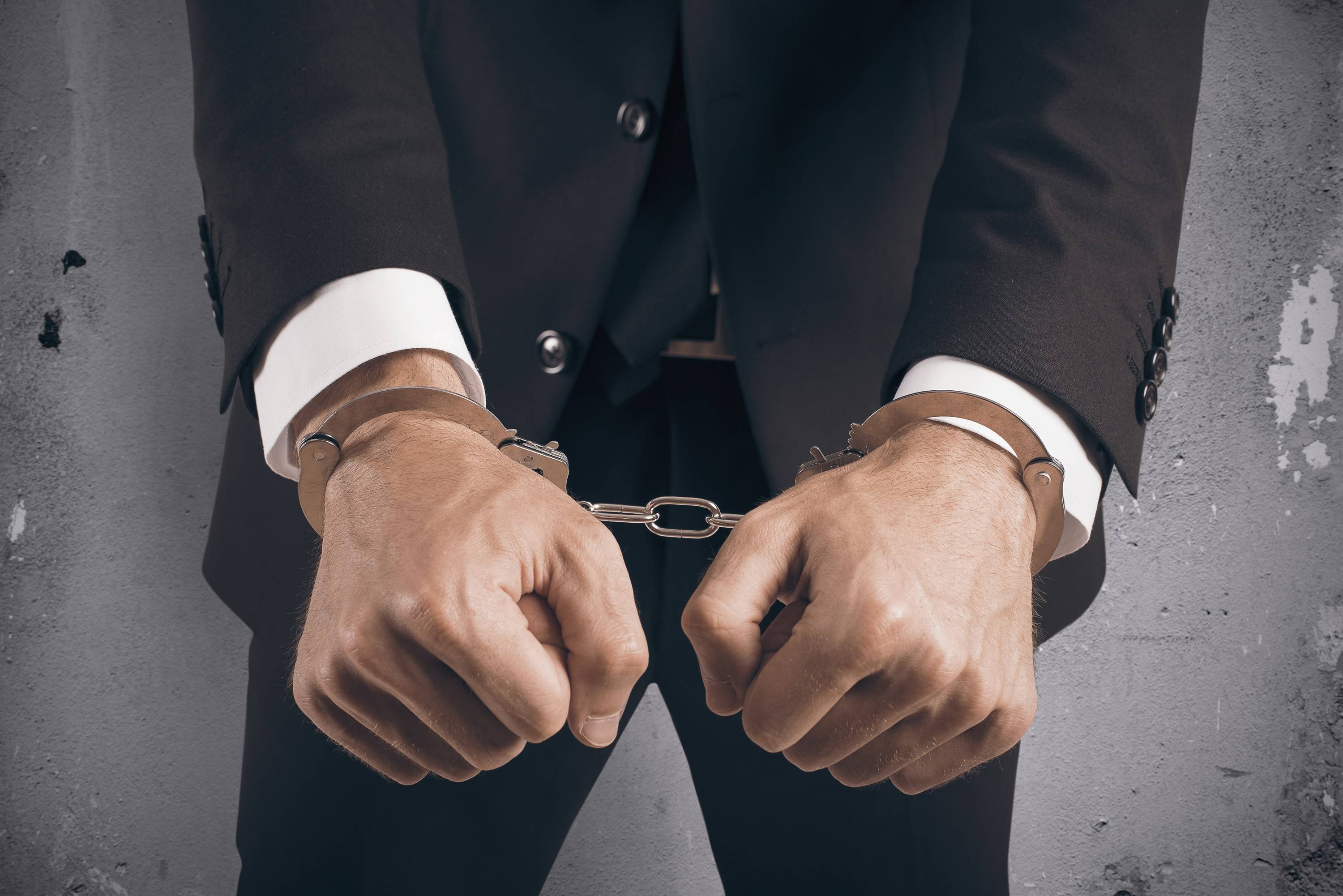 How long can Jho Low evade arrest?