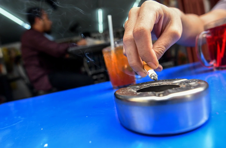 Bernama Time to put out your cigarettes, guys.