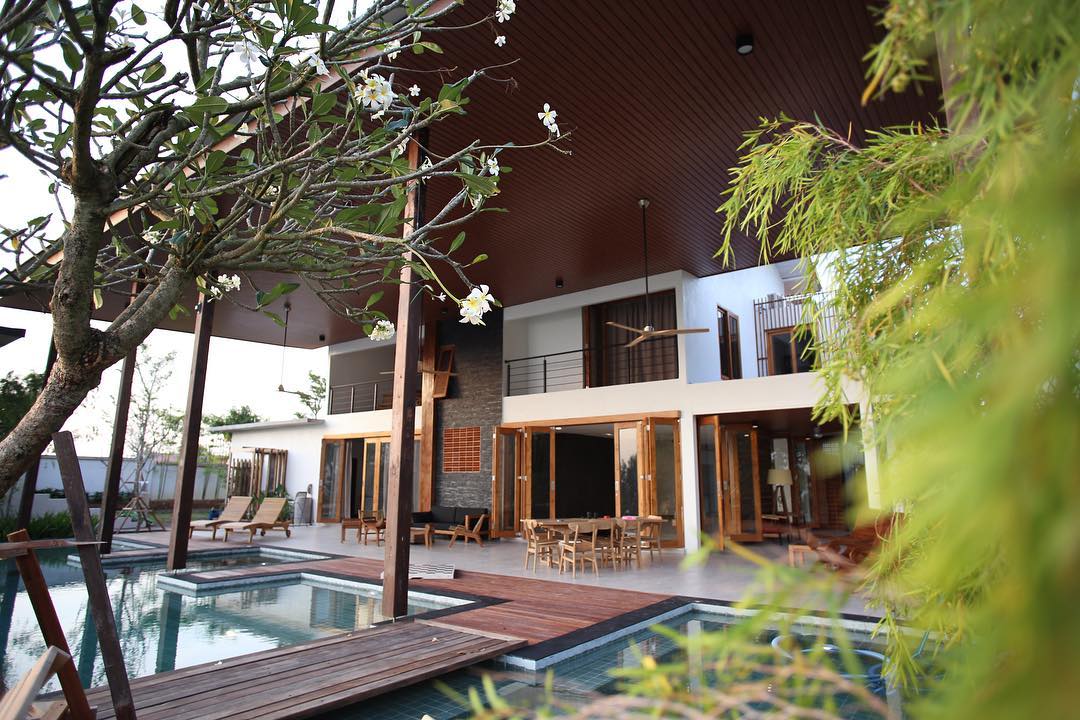 Temasek Retreats The perfect place to laze and lounge around.