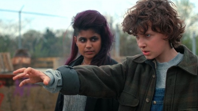 Eleven meets Kali, another girl with similar powers.