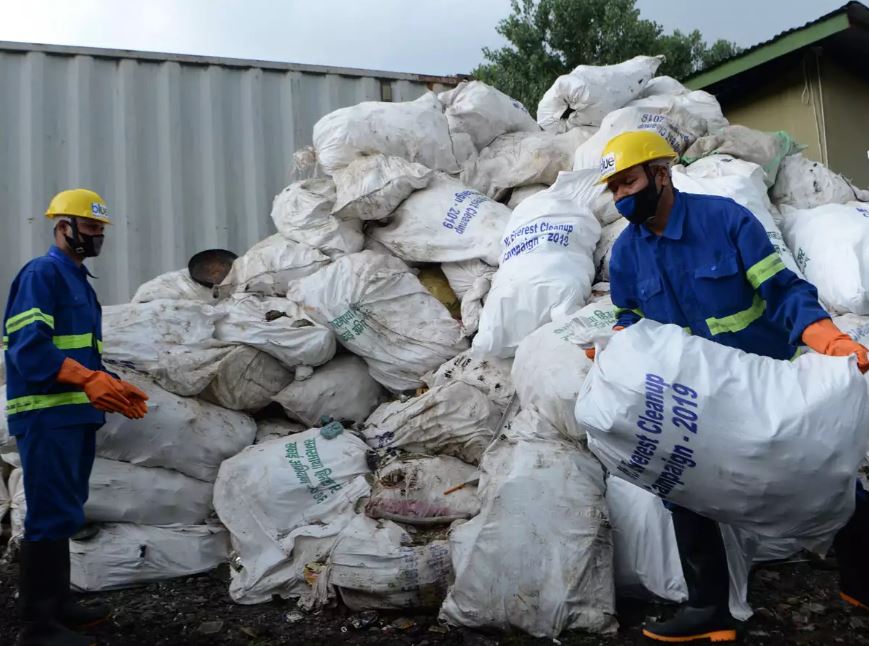 That's a lot of garbage.