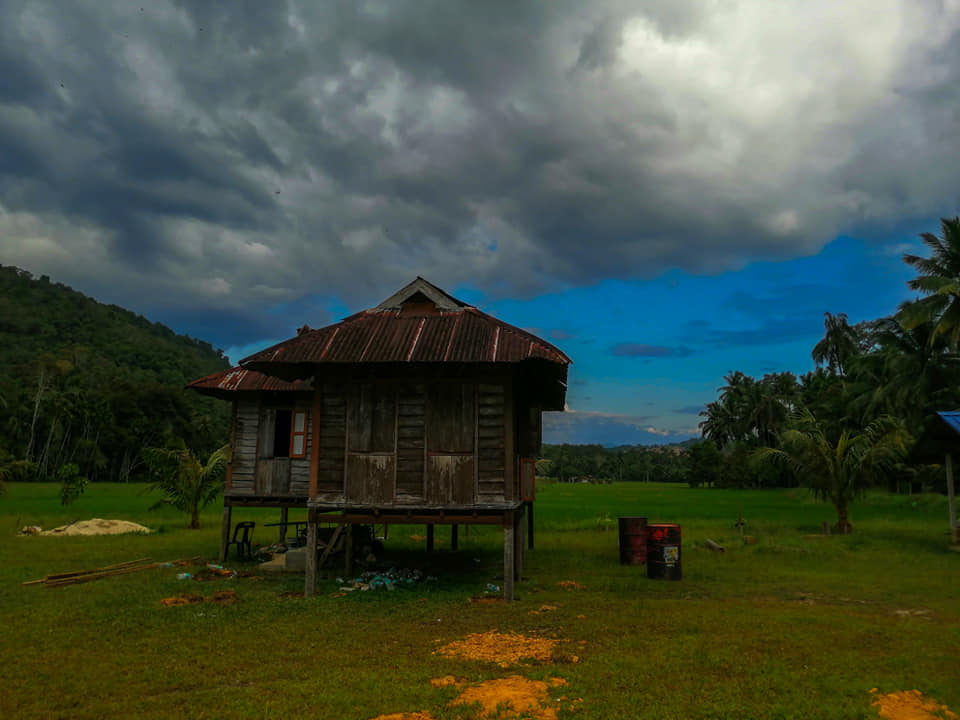 Experience the kampung life