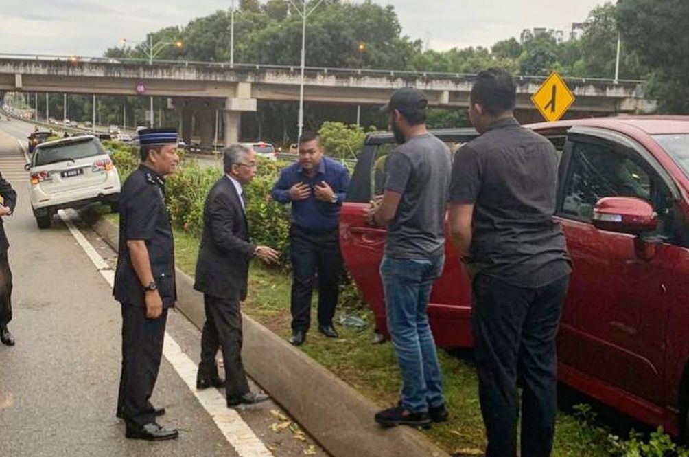 main-agong.jpg
