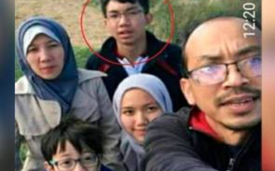 hzq_awani.jpg