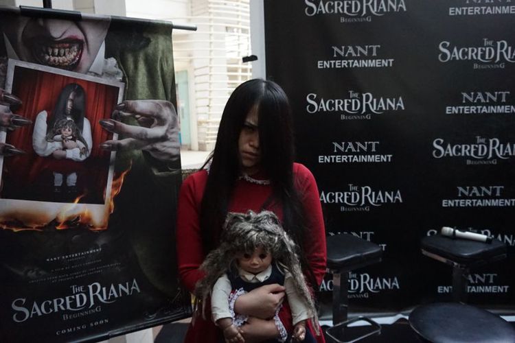Riana kini bintang filem.