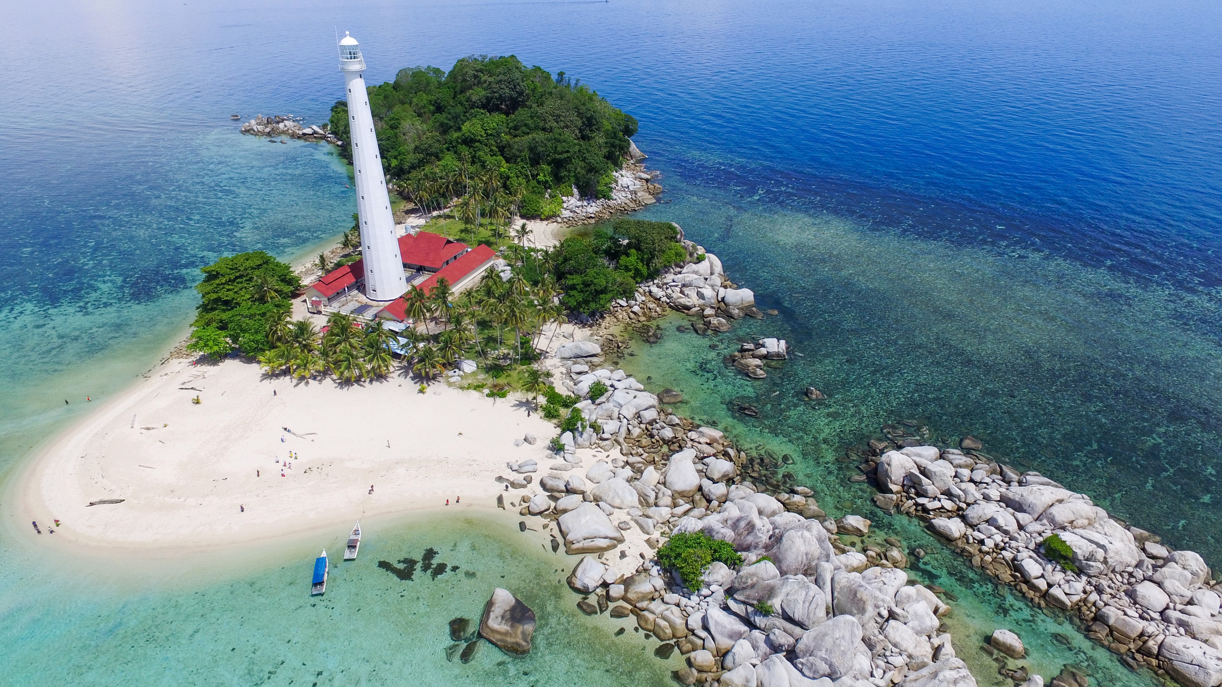 The iconic lighthouse.