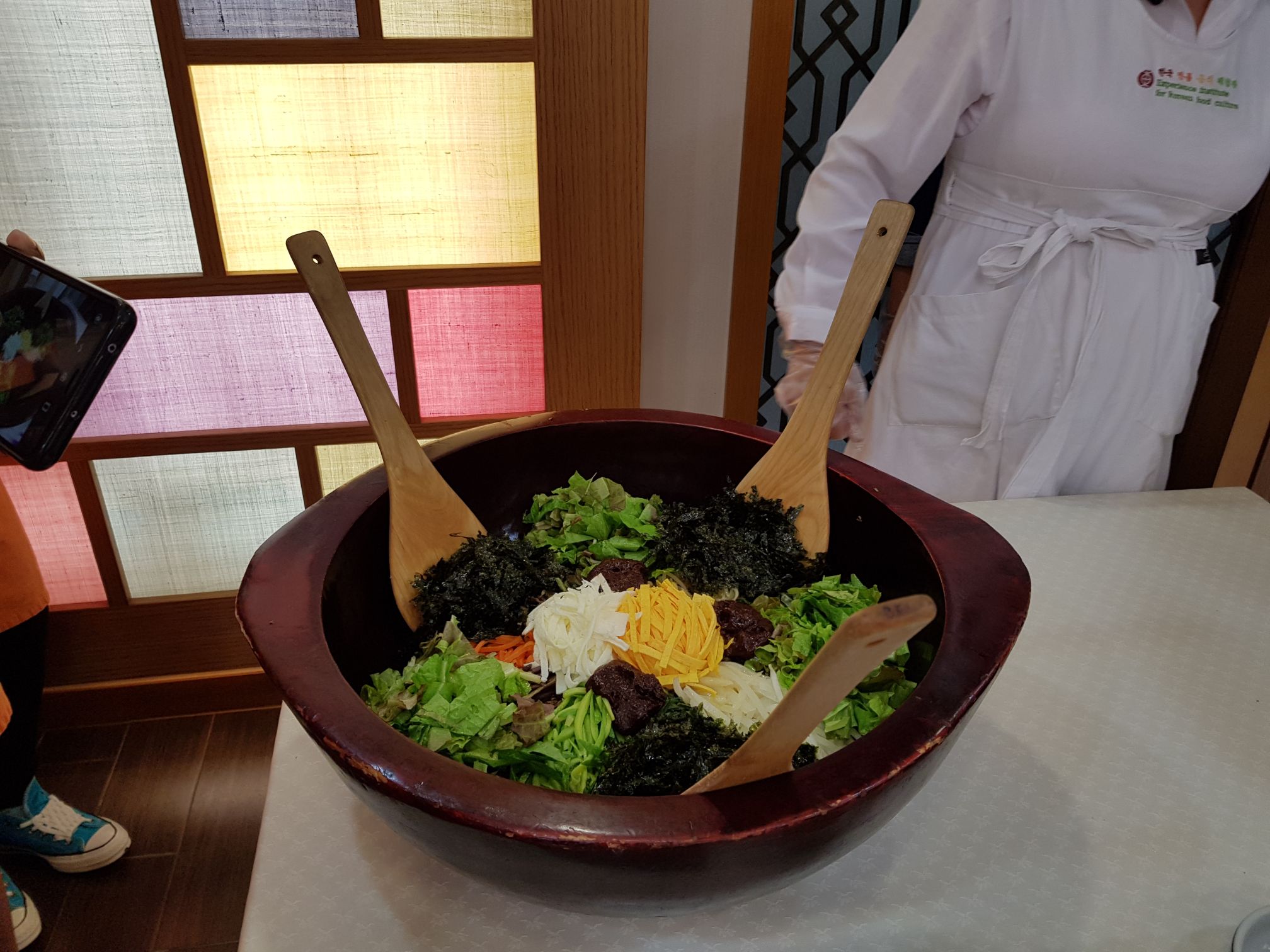 The ingredients for Bibimbap changes according to season and availability