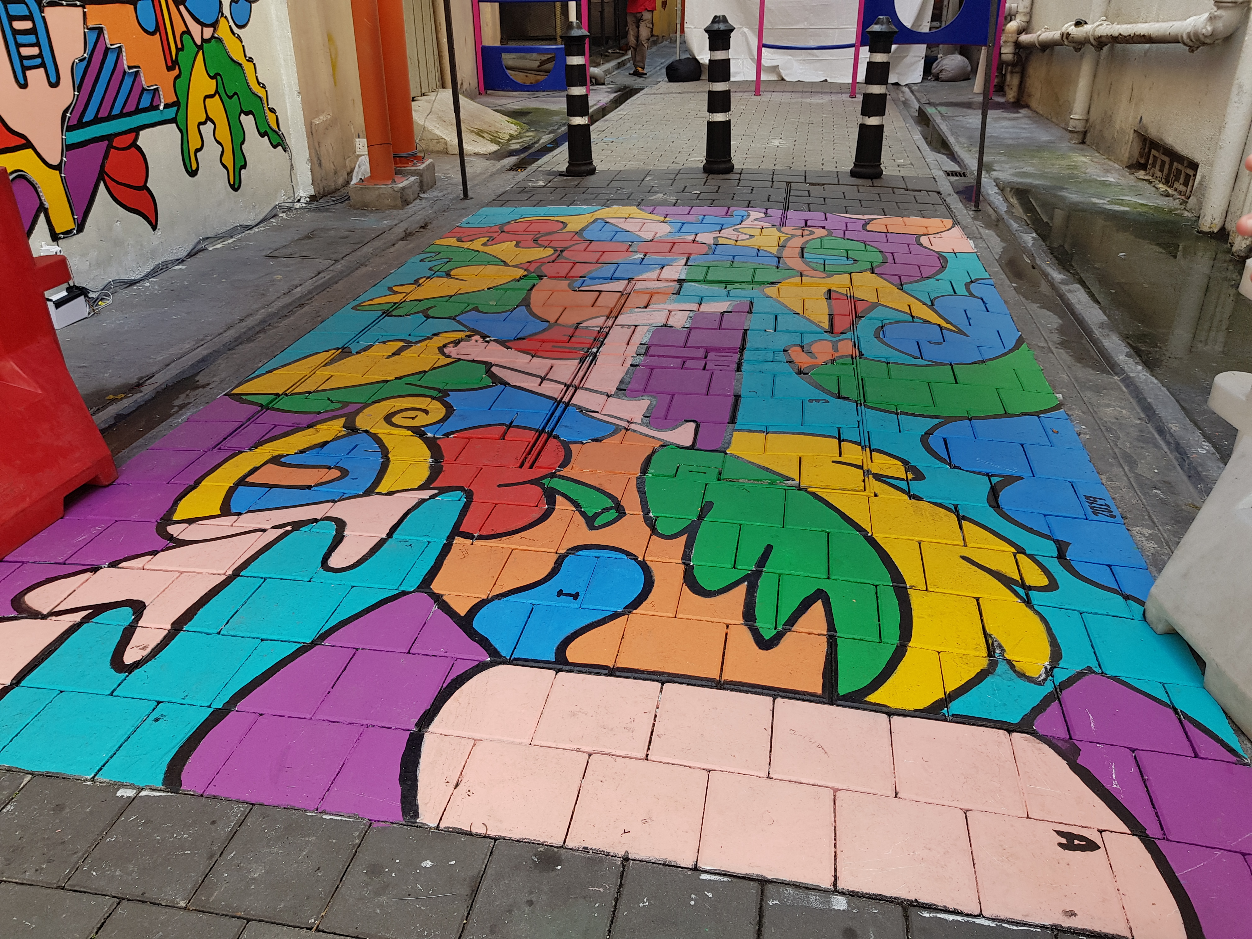 This work by FRITILLDEA ft Haziq Azri was done just for Urbanscapes