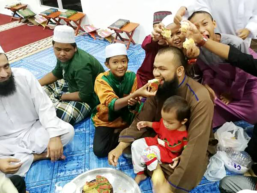 Sinar Harian Mohamad Azlan was determined to make it work.