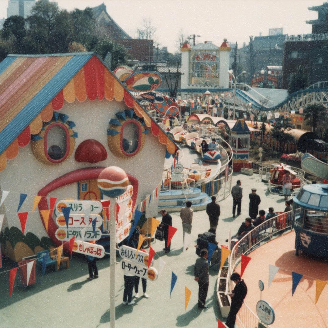 Instagram/hanayashiki1853 Have some old school fun.