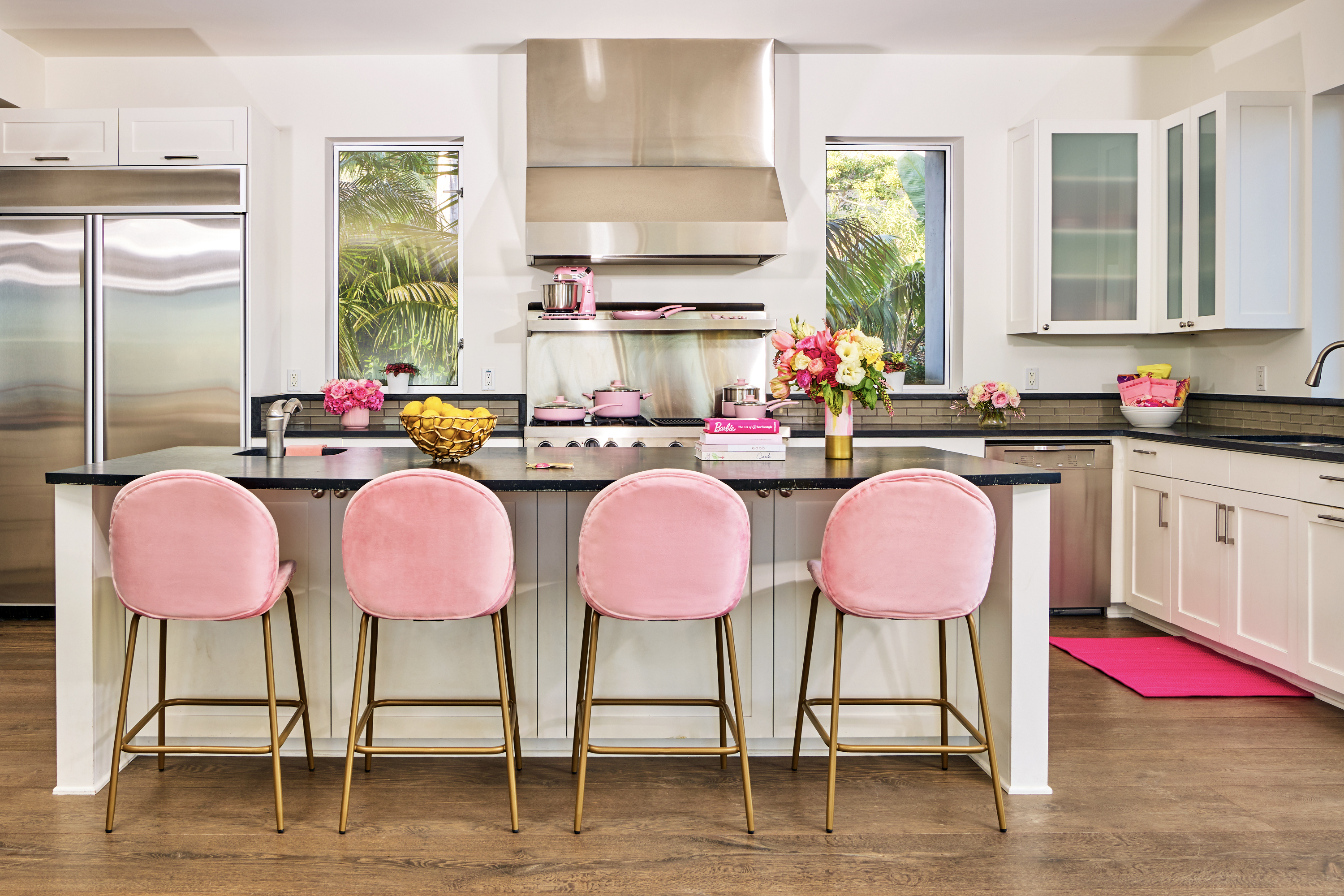 Airbnb The kitchen.