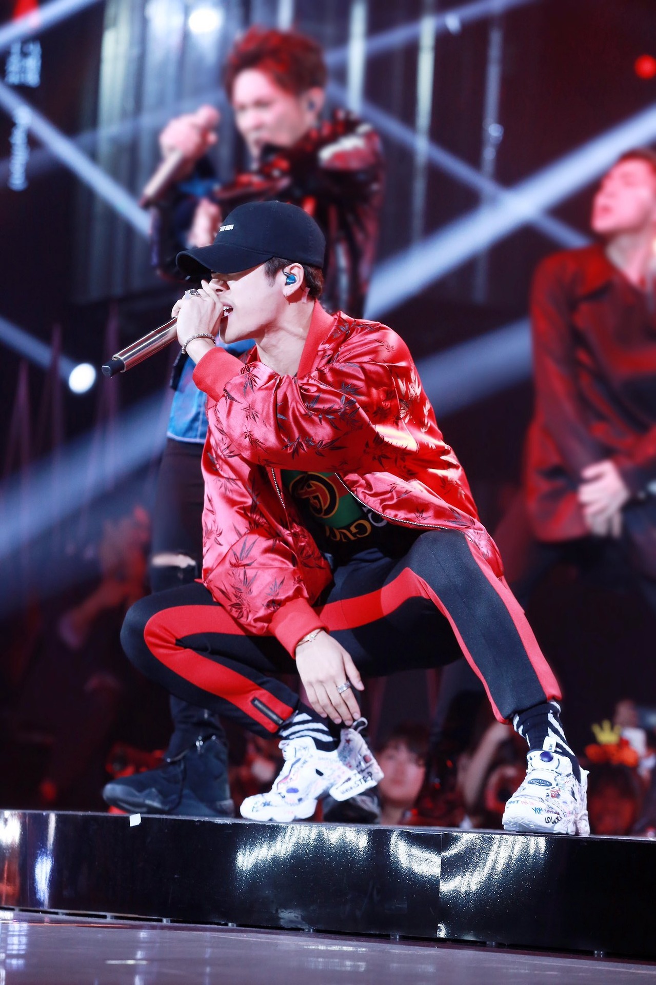 Koreaboo Jackson Wang is a Hong Kong Chinese artist based in South Korea.