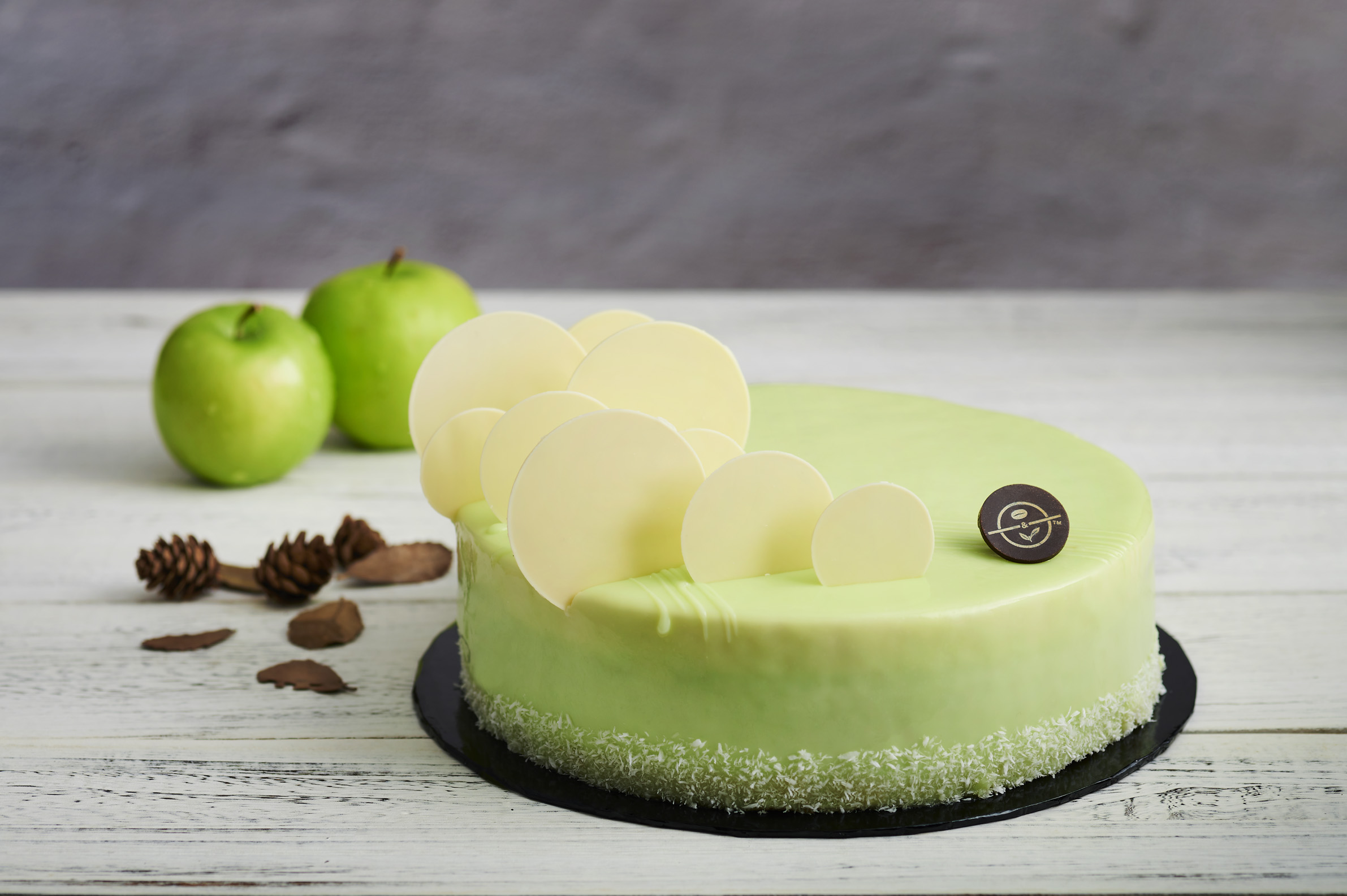 The zesty Yuzu Autumn Cake.