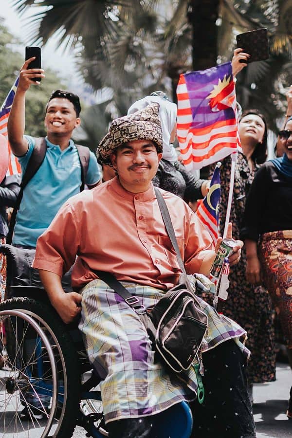 Bring out that sarong!