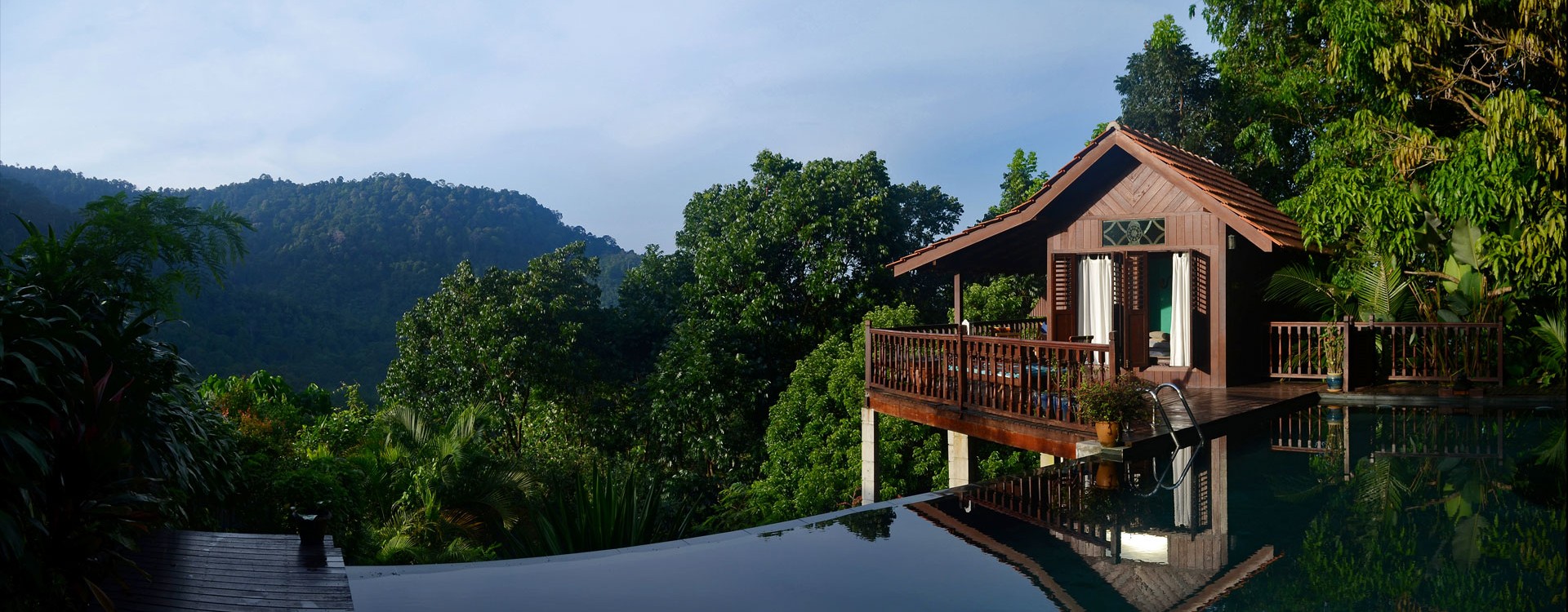 Anyone willing to sponsor a stay here for us?