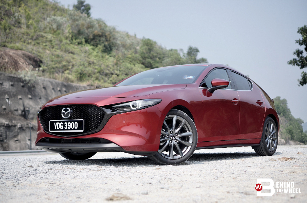 main_mazda3_liftback_high_plus.jpg